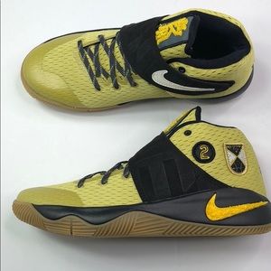 Brand New... KYRIE 2 AS (GS) - Size 6.5M and 8W